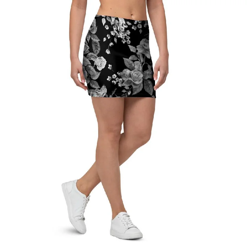 Black And White Rose Flower Mini Skirt